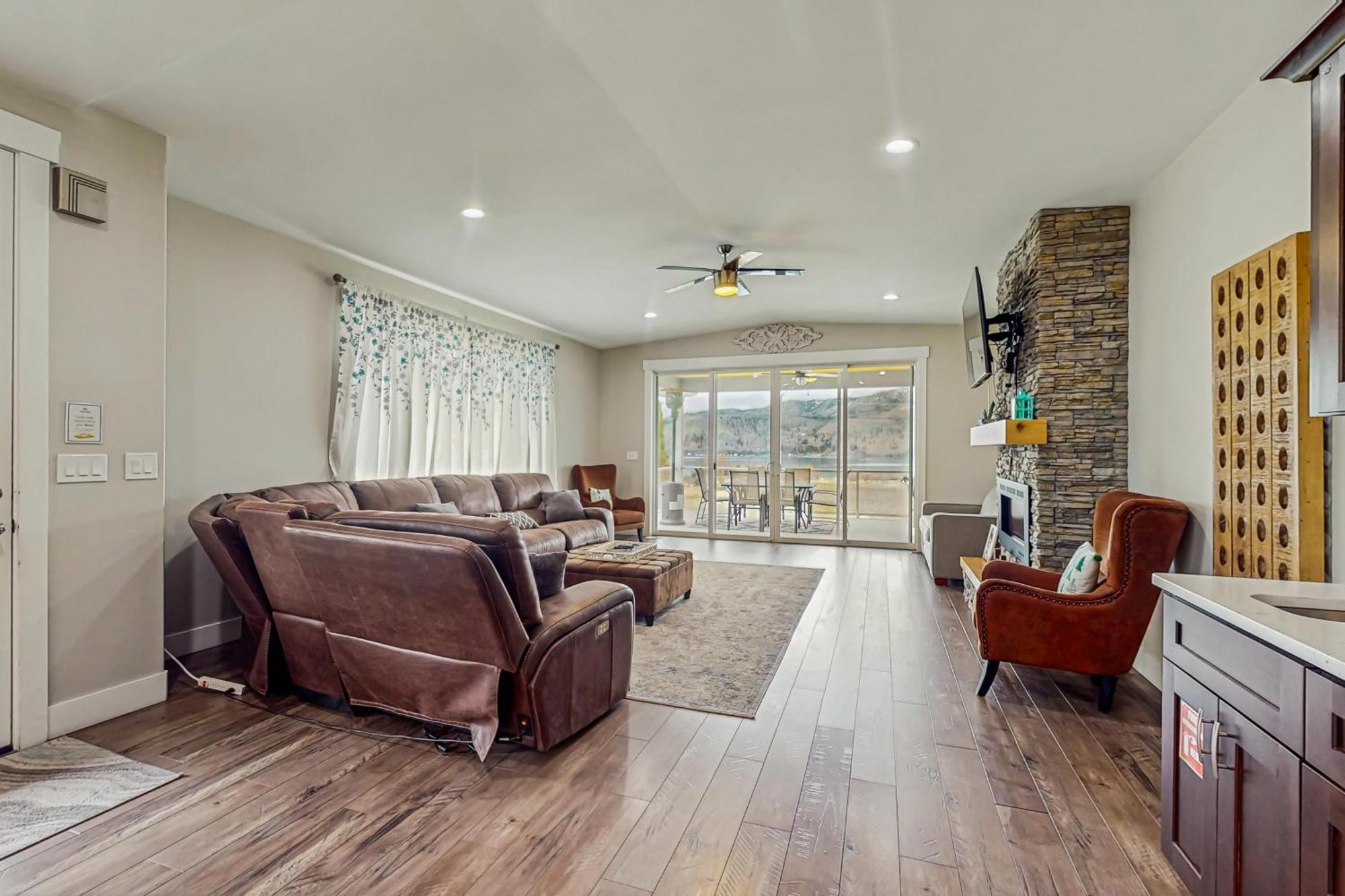 Tiffany Lake House Manson Экстерьер фото